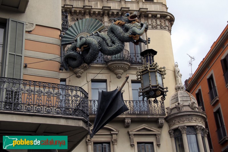 Barcelona - Casa Bruno Cuadros (Foto: Albert Esteves, 2015) Barcelona - Casa Bruno Cuadros