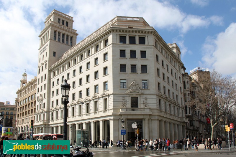 Barcelona - Edifici Banesto (Foto: Albert Esteves, 2015) Barcelona - Edifici Banesto