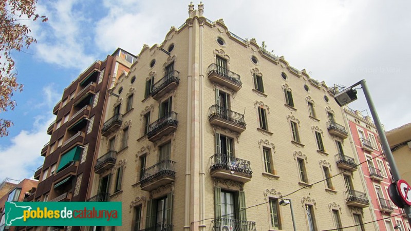 Barcelona - Casa Josep Lledó (Clot, 36-38) (Foto: Graciel·la Vidal, 2015) Barcelona - Casa Josep Lledó (Clot, 36-38)