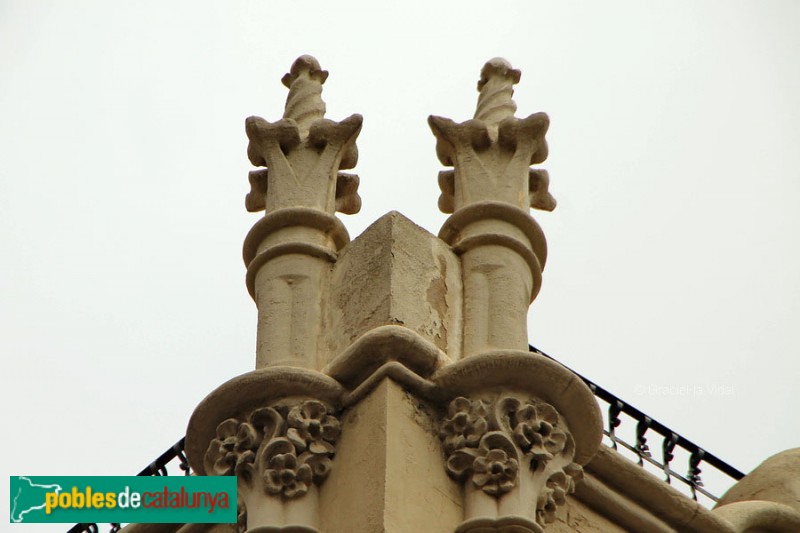 Barcelona - Casa Josep Lledó (Clot, 36-38) (Foto: Graciel·la Vidal, 2015) Barcelona - Casa Josep Lledó (Clot, 36-38)
