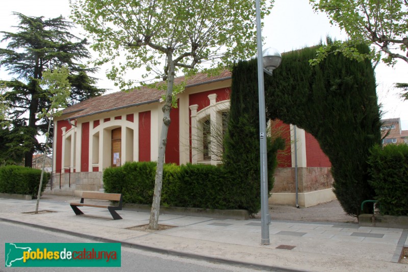 Sant Guim de Freixenet - Estació: edifici del personal (Foto: Albert Esteves, 2015) Sant Guim de Freixenet - Estació: edifici del personal