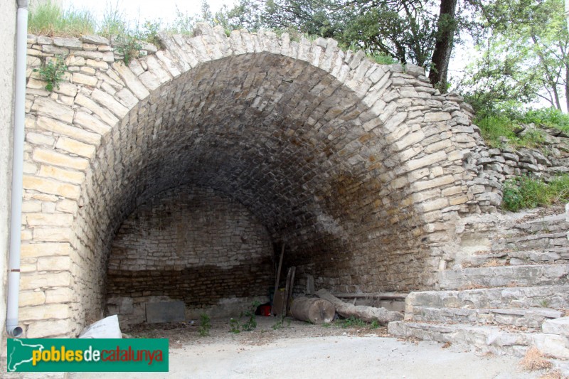 Sant Guim de Freixenet - Magtazem (Castell de Santa Maria) (Foto: Albert Esteves, 2015) Sant Guim de Freixenet - Magtazem (Castell de Santa Maria)
