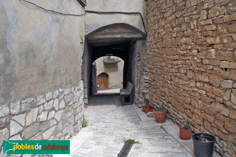 Sant Guim de Freixenet - Portal interior de la Rabassa