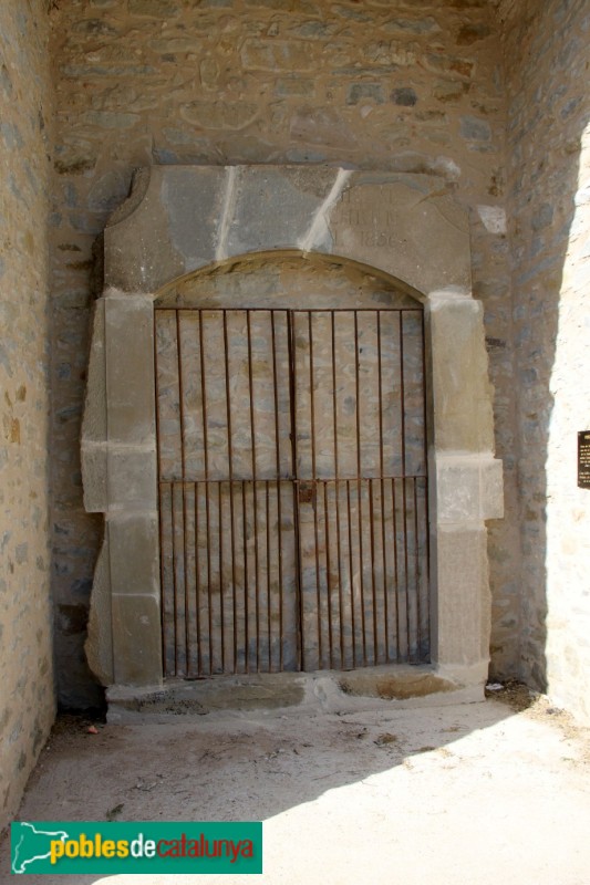 Foixà - Porta de l'antic cementiri