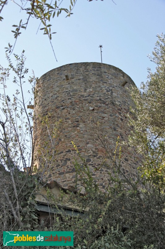 Foixà - Torre medieval del castell