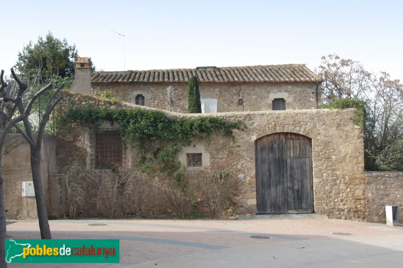 Serra de Daró - Sant Iscle d´Empordà (Foto: Albert Esteves, 2015) Serra de Daró - Sant Iscle d´Empordà