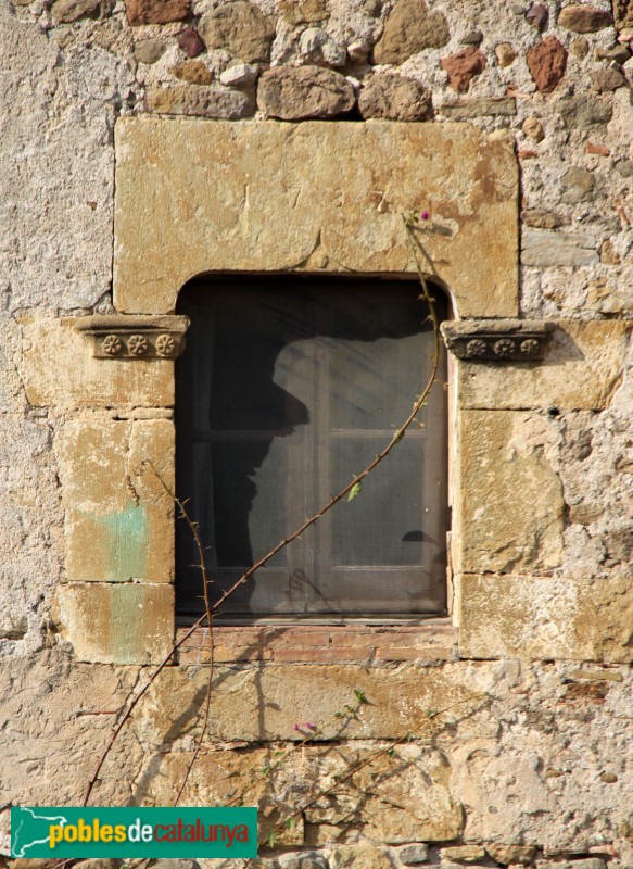 Serra de Daró - Sant Iscle d´Empordà (Foto: Albert Esteves, 2015) Serra de Daró - Sant Iscle d´Empordà