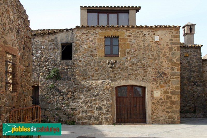 Serra de Daró - Sant Iscle d´Empordà (Foto: Albert Esteves, 2015) Serra de Daró - Sant Iscle d´Empordà