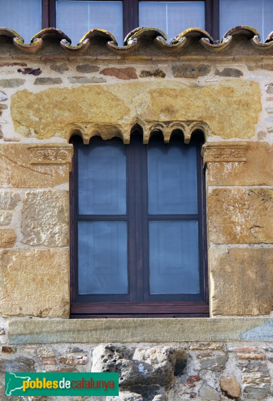 Serra de Daró - Sant Iscle d´Empordà (Foto: Albert Esteves, 2015) Serra de Daró - Sant Iscle d´Empordà