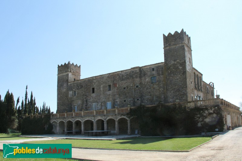 Corçà - Can Caramany (Castell de l'Alberg)