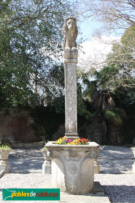 Corçà - Can Caramany (Castell de l'Alberg)