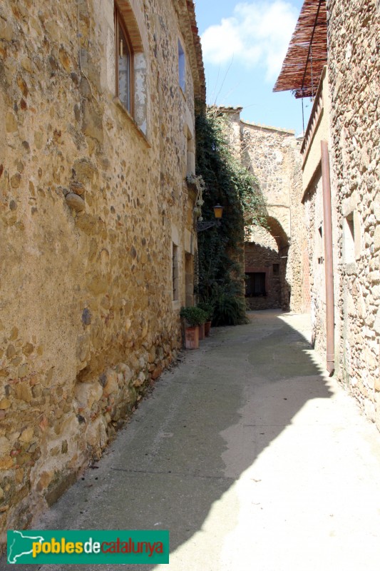 Corçà - Nucli antic (Foto: Albert Esteves, 2015) Corçà - Nucli antic