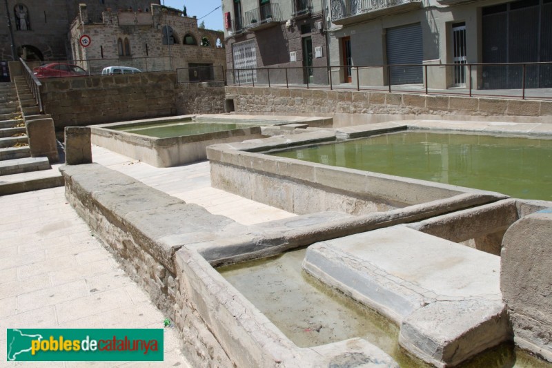 Guissona - Font i safareigs de la Vila (Foto: Albert Esteves, 2015) Guissona - Font i safareigs de la Vila