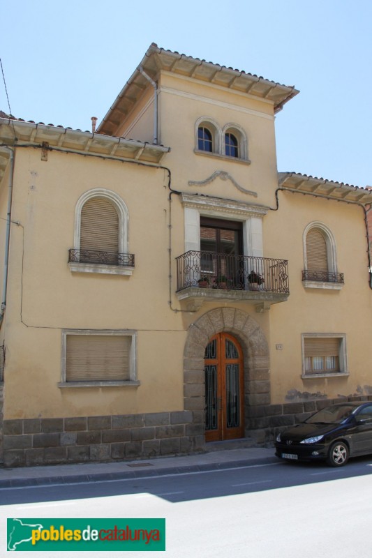 Guissona - Avinguda 11 de Setembre, 36 (Foto: Albert Esteves, 2015) Guissona - Avinguda 11 de Setembre, 36