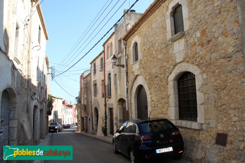 Bellcaire d'Empordà - Carrer Major