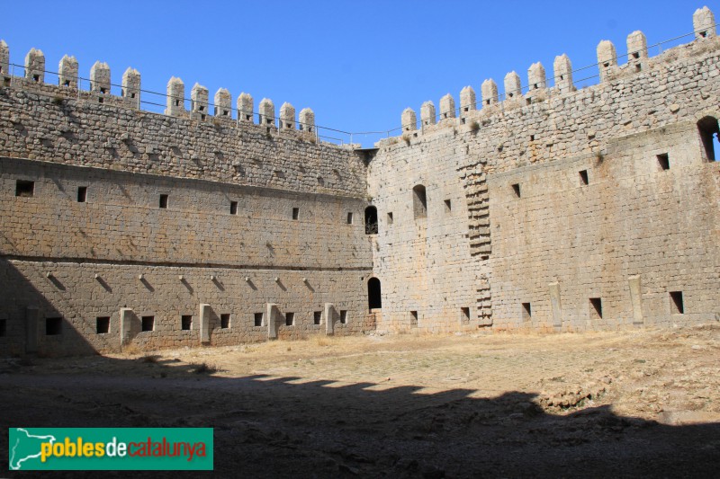Torroella de Montgrí - Castell de Montgrí (Foto: Albert Esteves, 2015) Torroella de Montgrí - Castell de Montgrí
