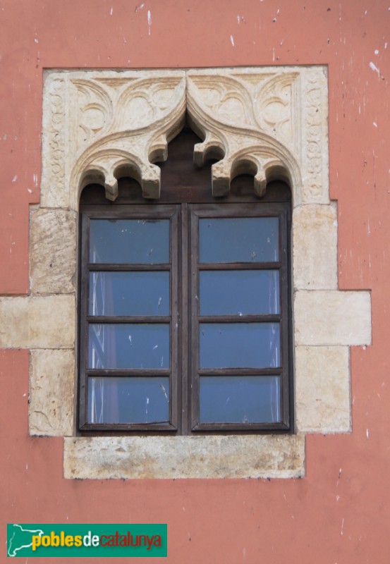 Torroella de Montgrí - Finestra de Can Castells