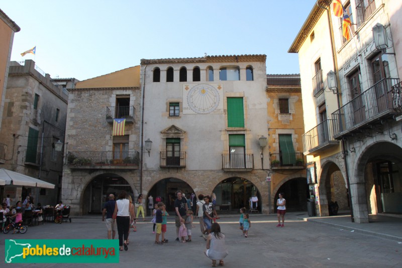 Torroella de Montgrí - Plaça de la Vila