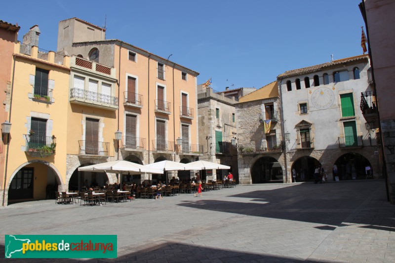 Torroella de Montgrí - Plaça de la Vila