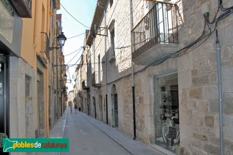 Torroella de Montgrí - Carrer Major