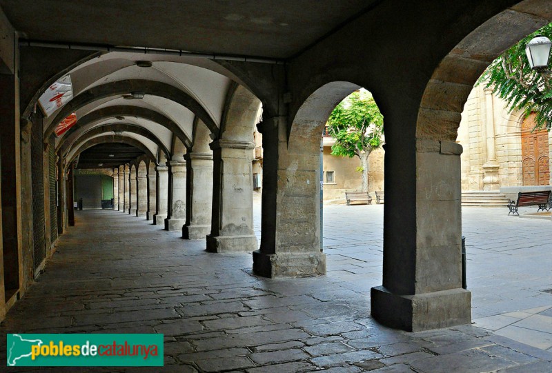 Guissona - Plaça Major (Foto: Alberto González Rovira, 2015) Guissona - Plaça Major