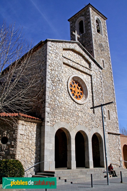 Begues - Església de Sant Cristòfor (Foto: Alfred Abad, 2010) Begues - Església de Sant Cristòfor
