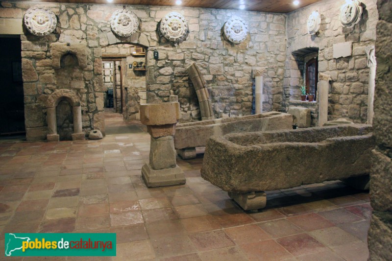 L'Estany - Museu del Monestir: Sala del Lapidari