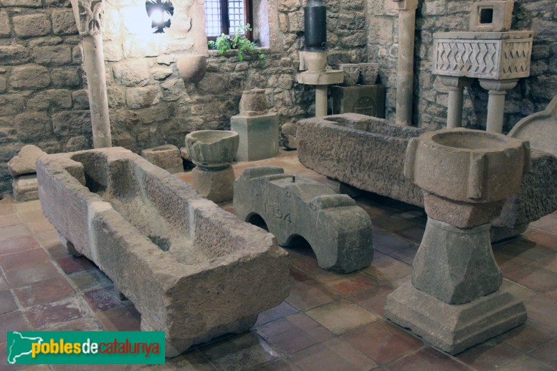 L'Estany - Museu del Monestir: Sala del Lapidari