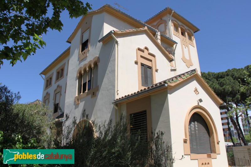 Sant Feliu de Llobregat - Residència Santa Teresa (Foto: Albert Esteves, 2016) Sant Feliu de Llobregat - Residència Santa Teresa