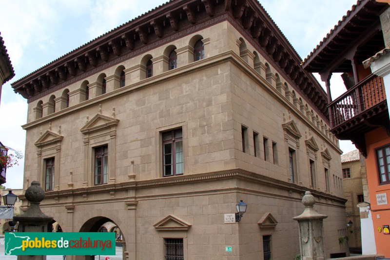 Barcelona - Poble Espanyol, Ajuntament de Vall-de-roures (Foto: Albert Esteves, 2016) Barcelona - Poble Espanyol, Ajuntament de Vall-de-roures