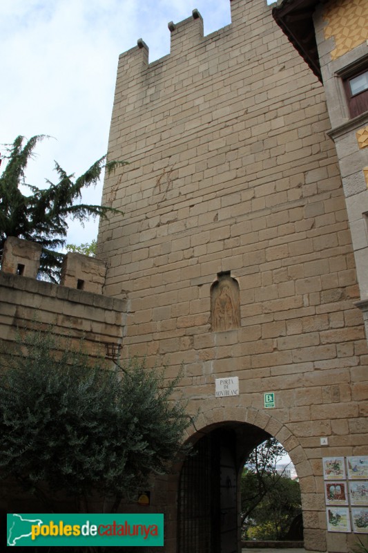Barcelona - Poble Espanyol, Torre i portal del Bové (Montblanc)