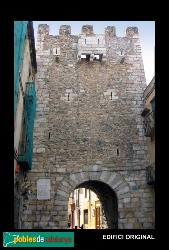 Barcelona - Poble Espanyol, Torre i portal del Bové (Montblanc), edifici original