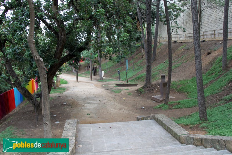 Barcelona - Poble Espanyol, Jardí d'Escultures (Foto: Albert Esteves, 2016) Barcelona - Poble Espanyol, Jardí d'Escultures