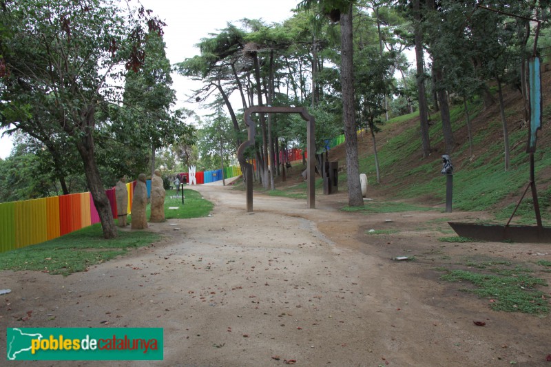 Barcelona - Poble Espanyol, Jardí d'Escultures (Foto: Albert Esteves, 2016) Barcelona - Poble Espanyol, Jardí d'Escultures