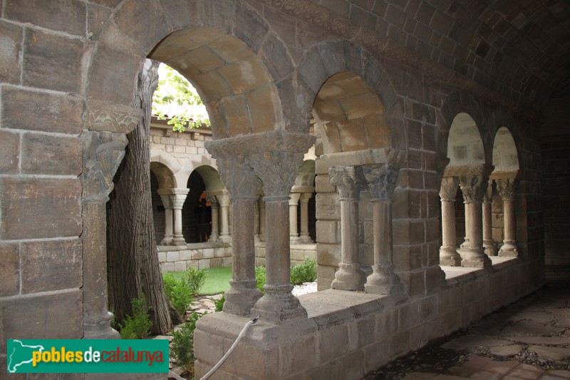 Barcelona - Poble Espanyol, monestir romànic de Sant Miquel