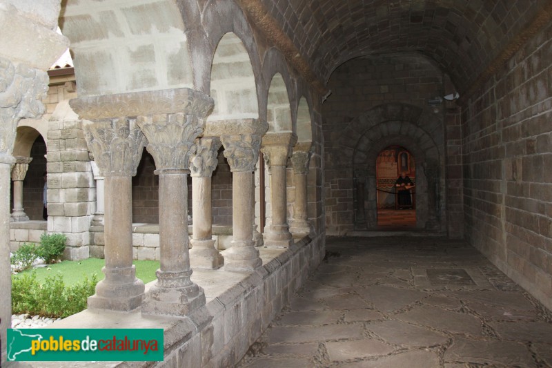 Barcelona - Poble Espanyol, monestir romànic de Sant Miquel (Foto: Albert Esteves, 2016) Barcelona - Poble Espanyol, monestir romànic de Sant Miquel