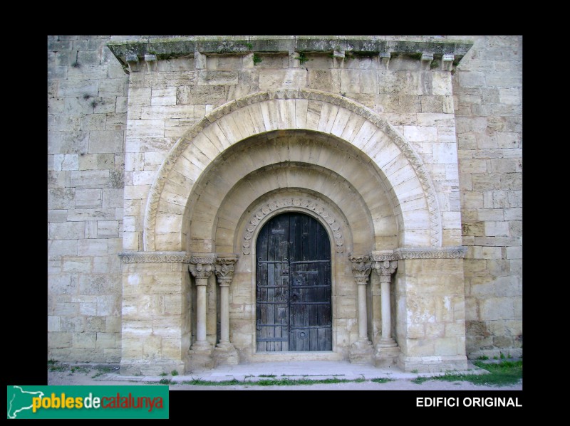 Portalada de Porqueres (Foto: Kordas, 2008) Portalada de Porqueres