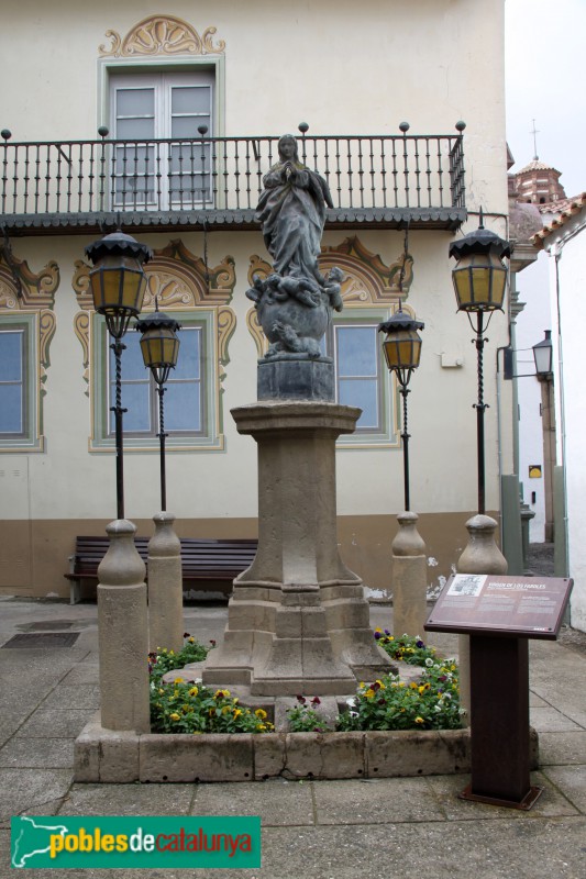 Barcelona - Poble Espanyol, Virgen de los Faroles (Foto: Albert Esteves, 2016) Barcelona - Poble Espanyol, Virgen de los Faroles
