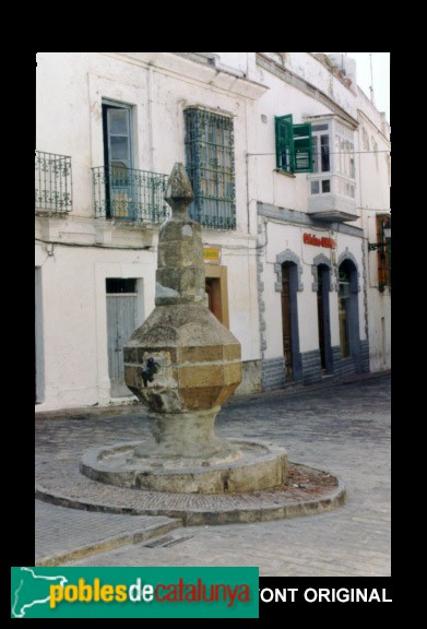 Barcelona - Poble Espanyol, Font de Tarifa, original