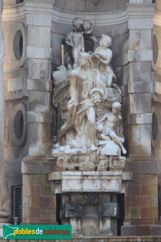 Barcelona - Font de la plaça Espanya: l'Ebre