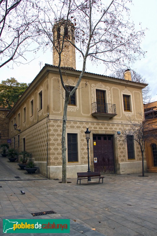 Barcelona - Plaça Consell de la Vila, 8 (Foto: Albert Esteves, 2017) Barcelona - Plaça Consell de la Vila, 8