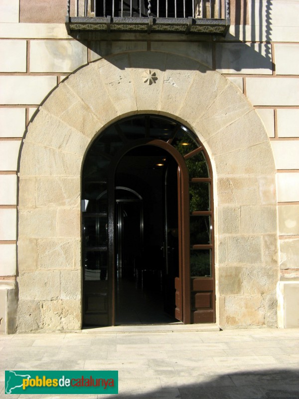 Barcelona - Can Raspall (Foto: Albert Esteves, 2010) Barcelona - Can Raspall