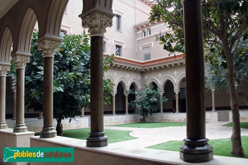 Barcelona - Claustre del Reial Monestir de Santa Isabel