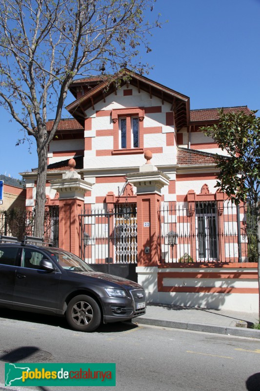 Barcelona - Avinguda de Vallvidrera, 22 (Foto: Albert Esteves, 2017) Barcelona - Avinguda de Vallvidrera, 22