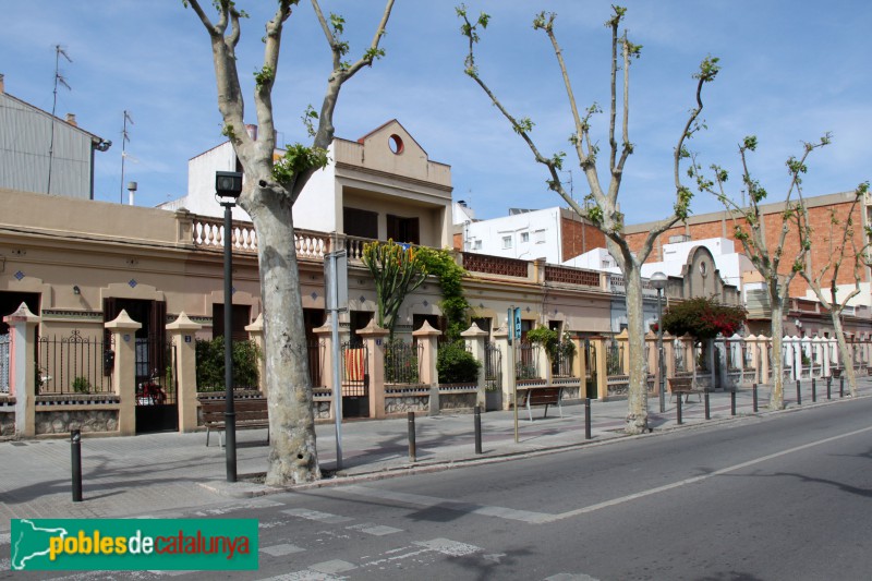 Vilanova i la Geltrú - Cases de la Cooperativa Palacio del Obrero