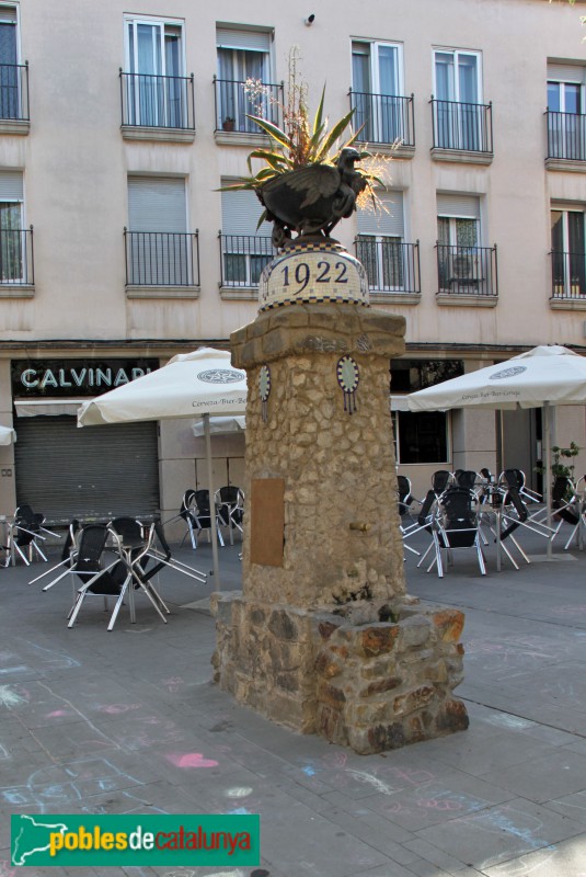 Badalona - Font de la plaça Pau Casals