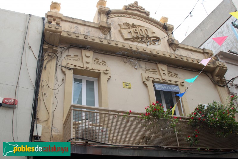 Badalona - Carrer del Mar (Foto: Albert Esteves, 2017) Badalona - Carrer del Mar