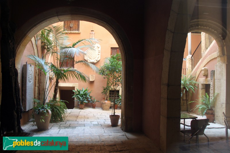 Tarragona - Casa Castellarnau (Foto: Albert Esteves, 2017) Tarragona - Casa Castellarnau