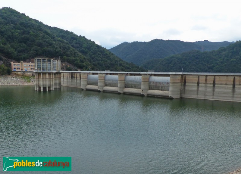 Foto de Vista de la presa des del pantà