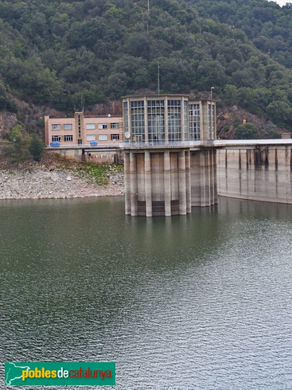 Torres de captació d'aigua